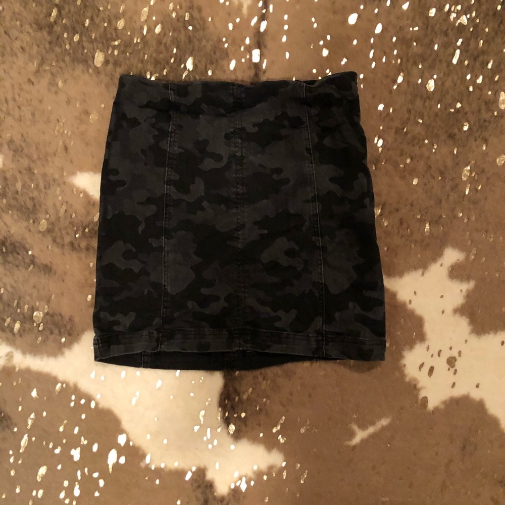 Free People camo skirt